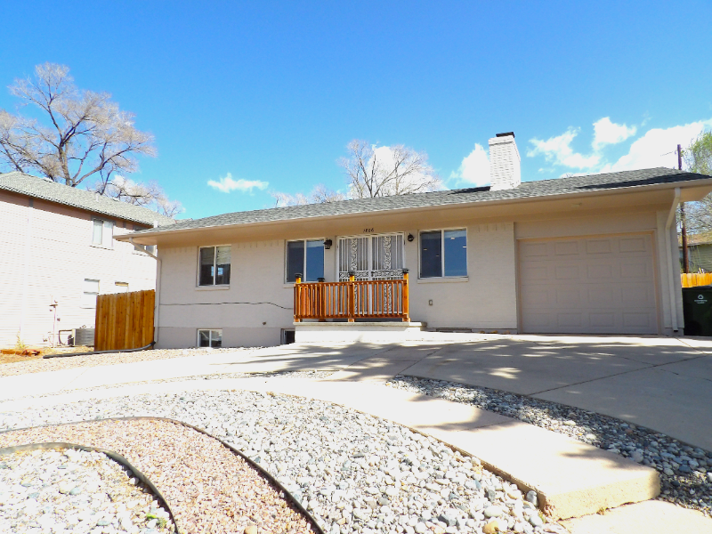 1806 Koshare St - Photo 2 of 42