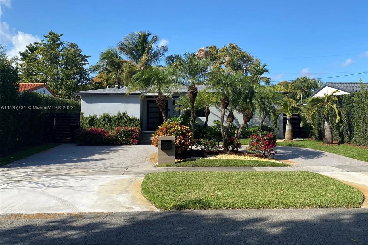 Sw 18th Ter - Photo 3 of 14