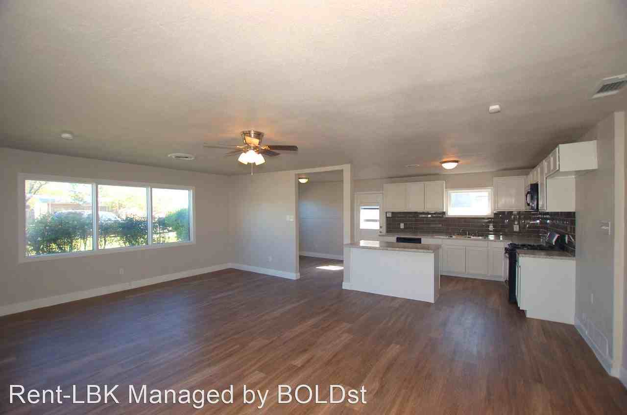 4319 42nd St - Photo 2 of 12