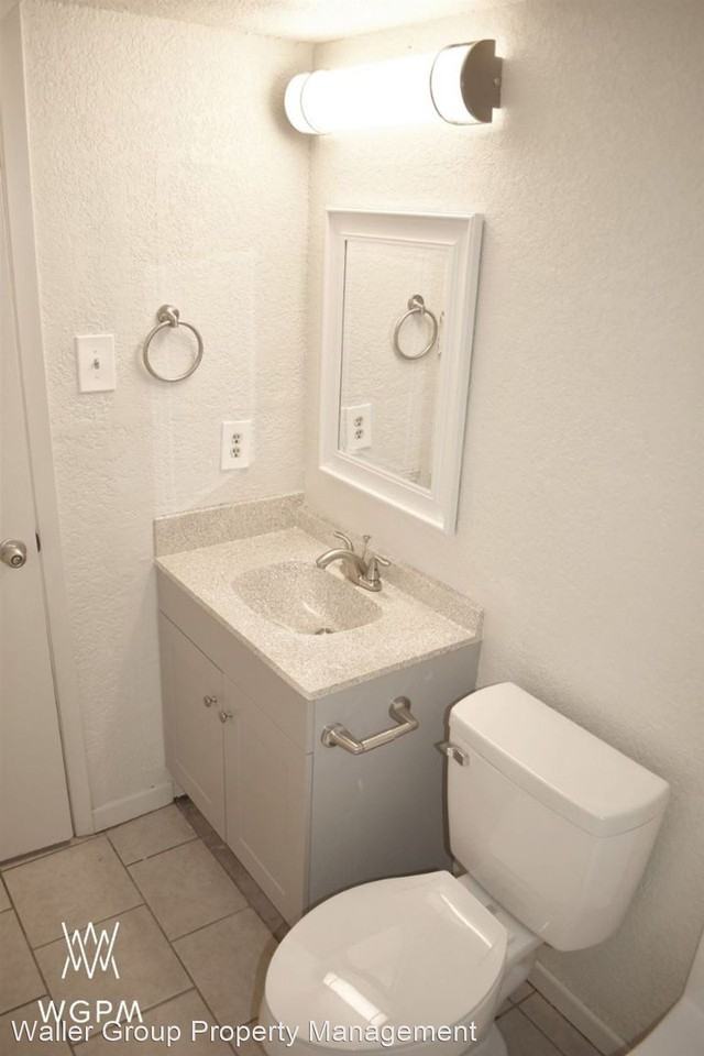 131 Legendary Ln - Photo 2 of 4