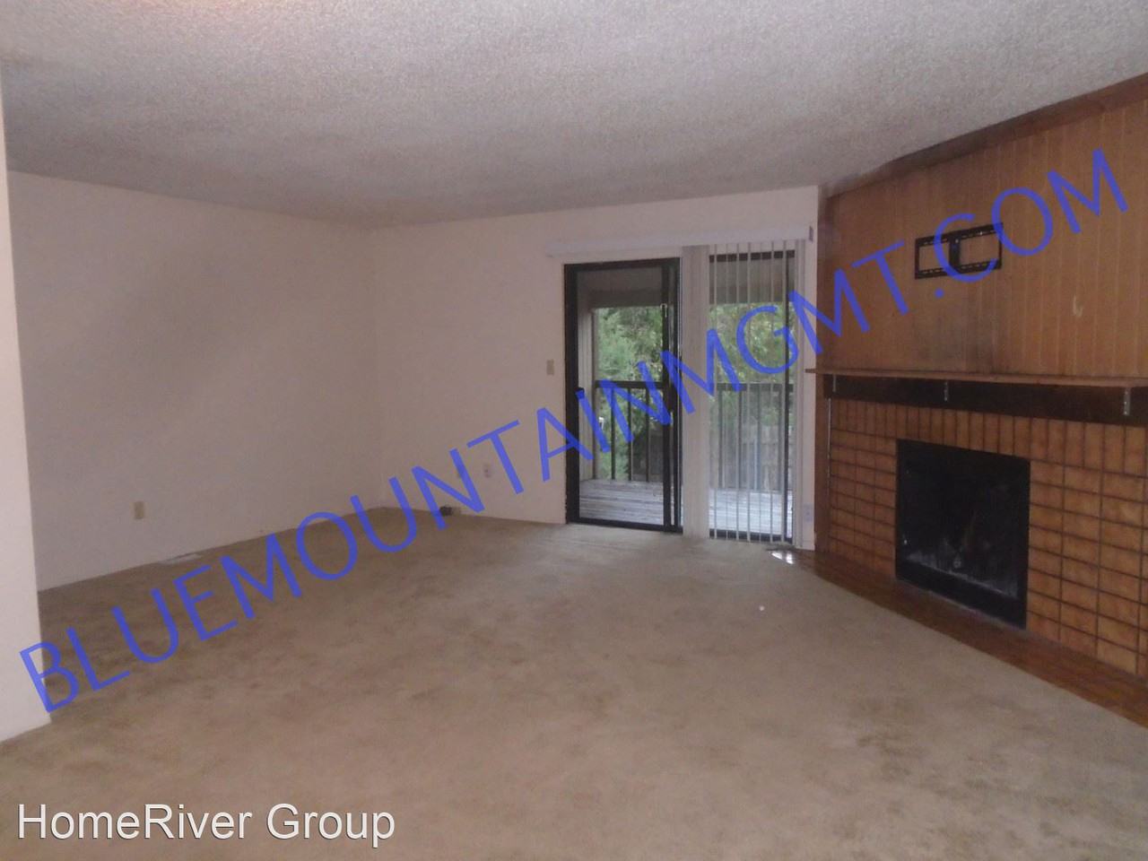1025 Holli Springs Lane - Photo 2 of 9
