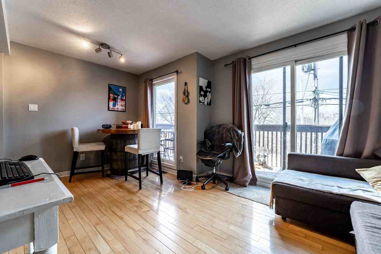 921 North River Road Apartments 921 North River Rd, Ottawa, ON K1K 3V2 Zumper