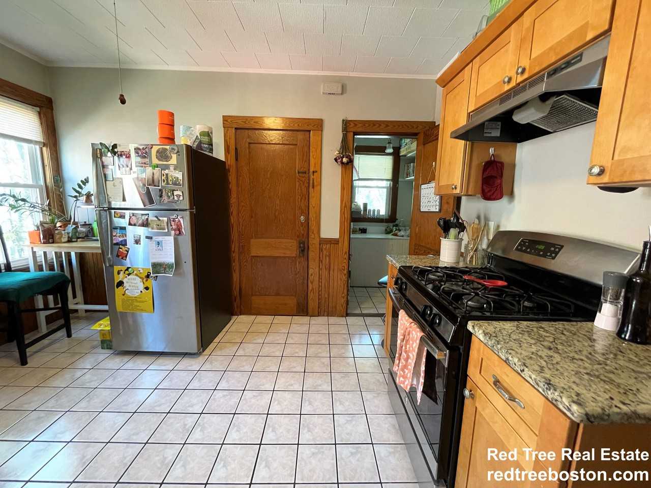 11 Parkton Rd #2 - Photo 4 of 19