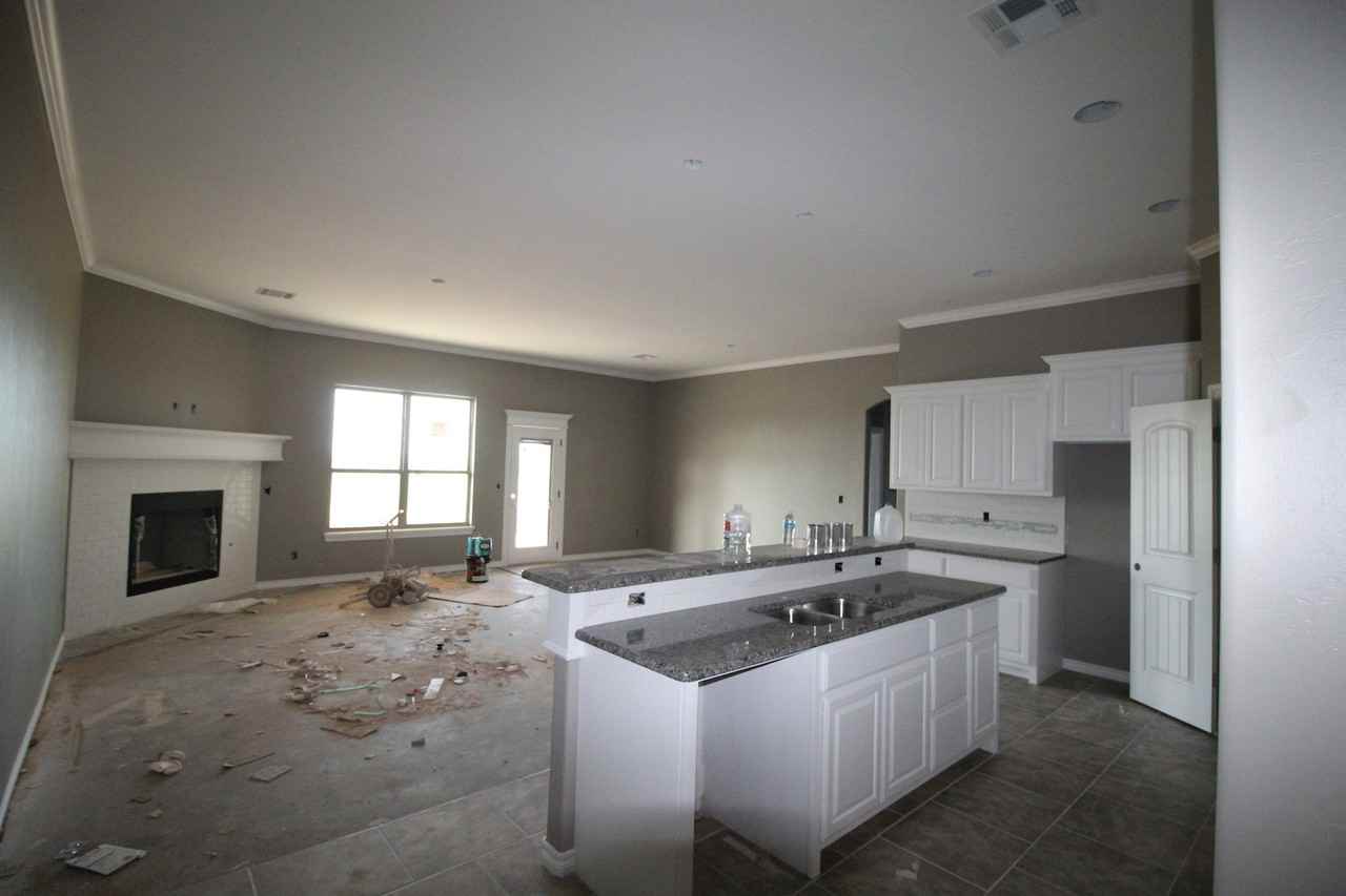 12700 NW 5th St - Photo 3 of 8
