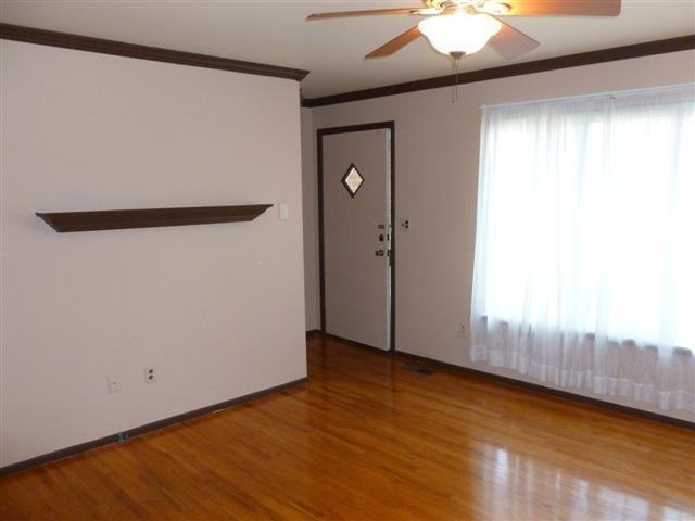 1708 Dover Ct - Photo 3 of 20