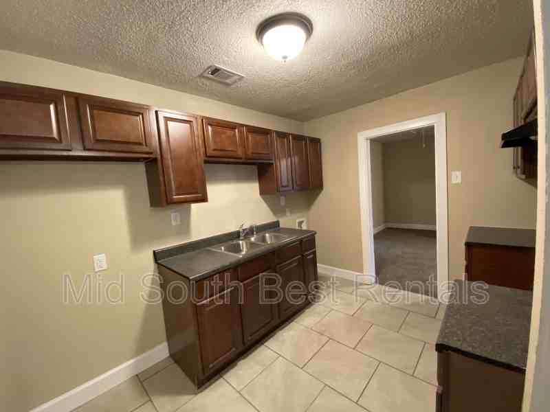 2990 Lounette St - Photo 3 of 8