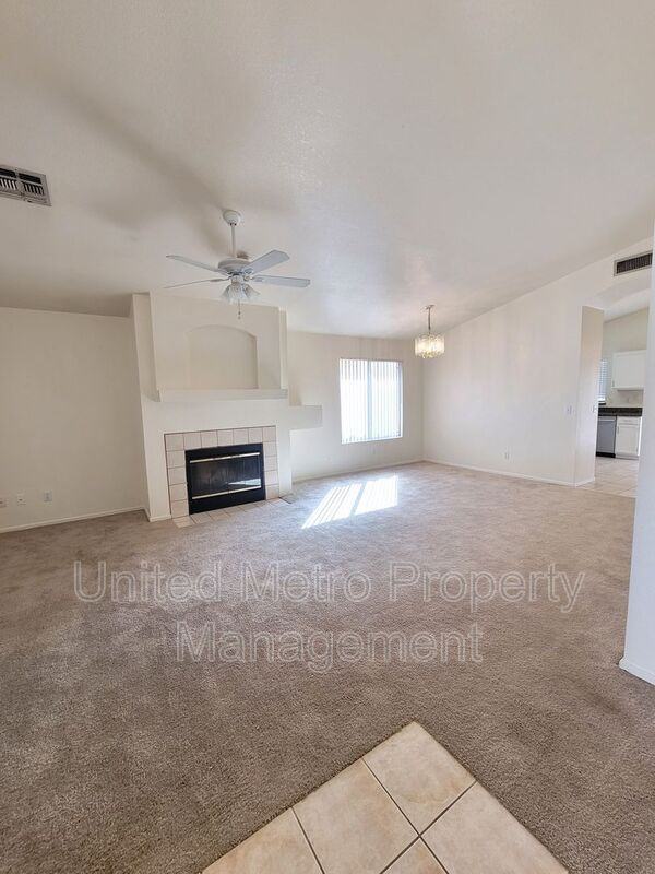 11331 W Alice Ave - Photo 3 of 13