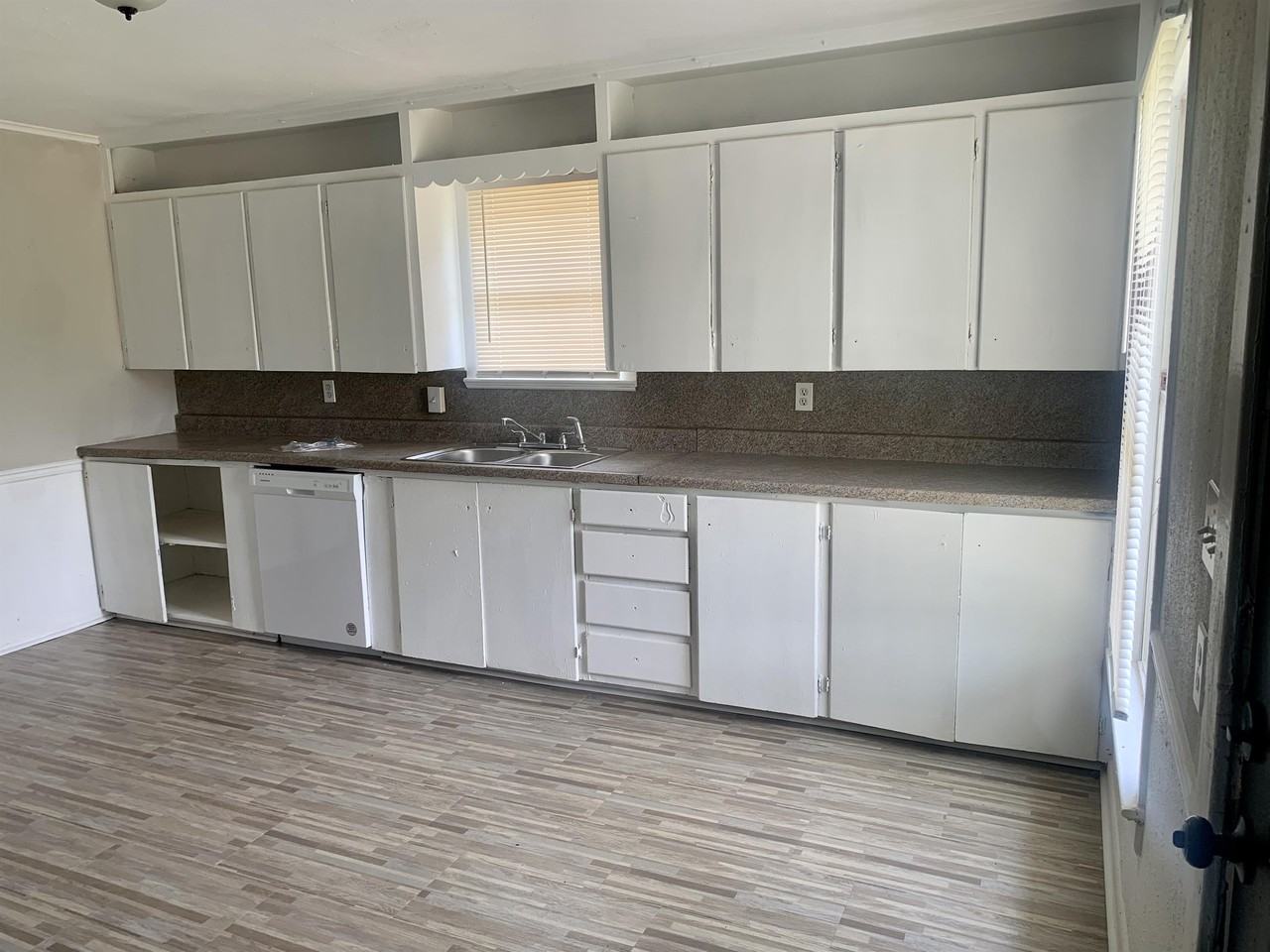 2710 Pennsylvania Rd #1 - Photo 2 of 11