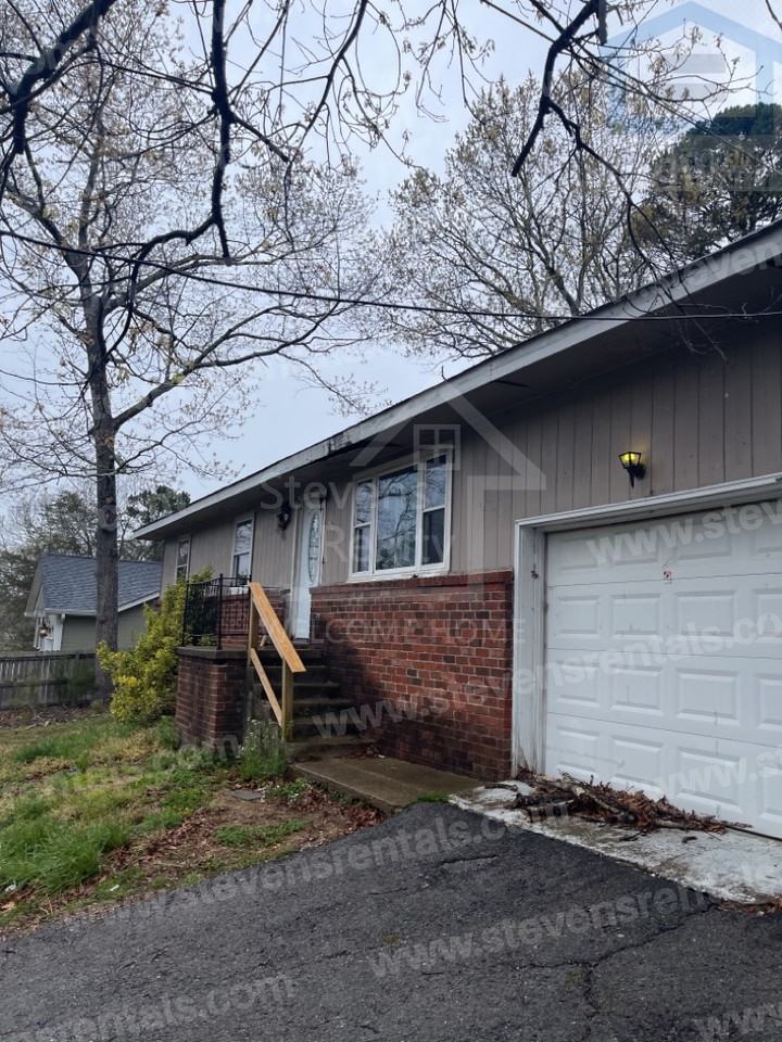 9986 Smith Morgan Rd - Photo 3 of 17