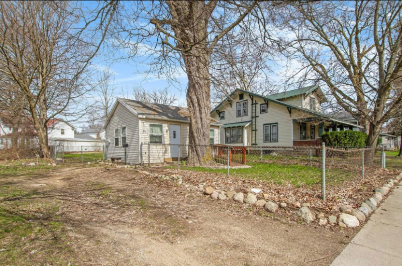 317 Canal St - Photo 2 of 7