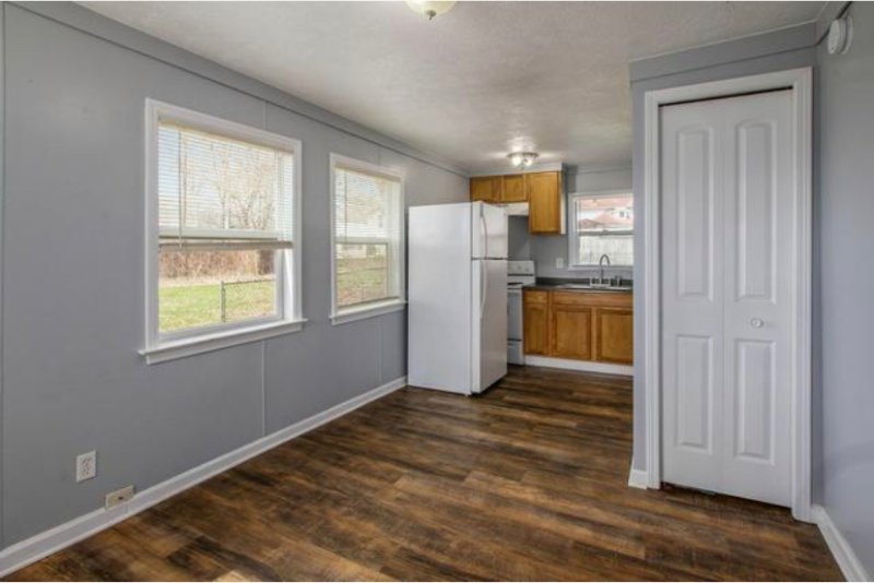 317 Canal St - Photo 3 of 7