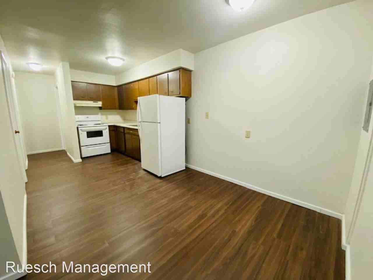 125 Bader St - Photo 3 of 9