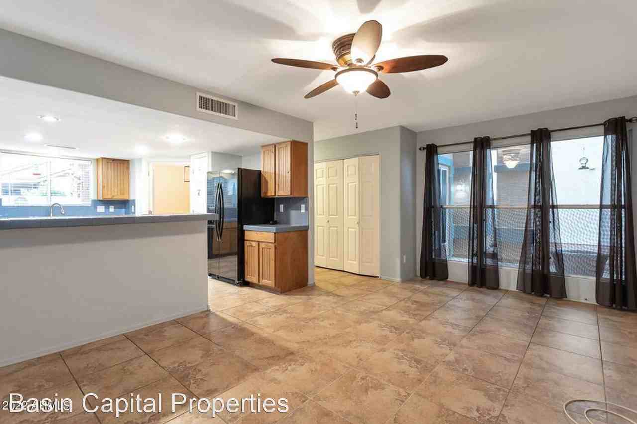 506 E Utopia Rd - Photo 3 of 10