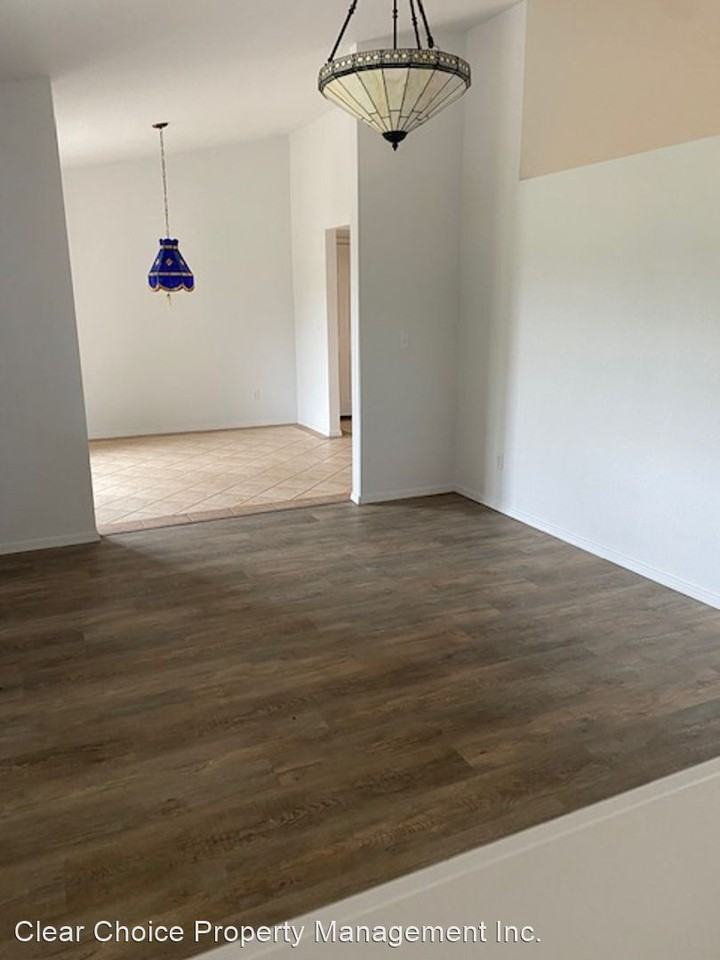 3770 Blue Ridge Rd - Photo 3 of 12