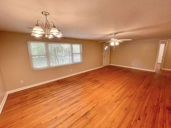 1001 Fields Rd - Photo 2 of 6