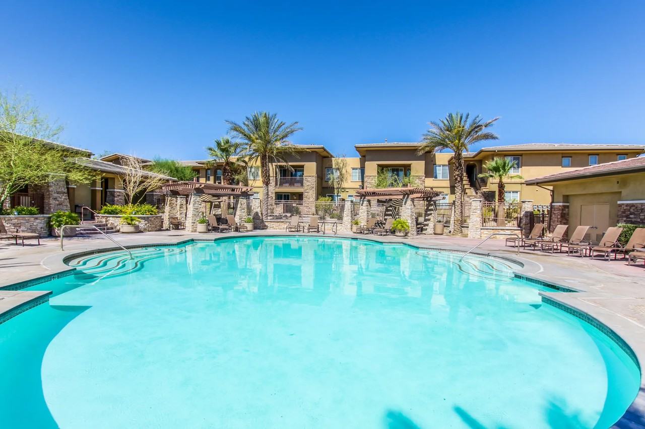 Apartments for Rent In Palm Desert, CA Find 350 Condos & Other Rentals