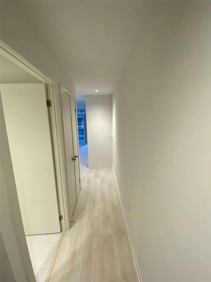 20 Residential Condo #1 - Photo 4 of 16