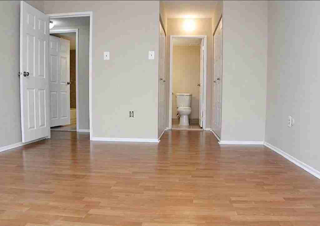 217 James Ct #217 - Photo 3 of 9