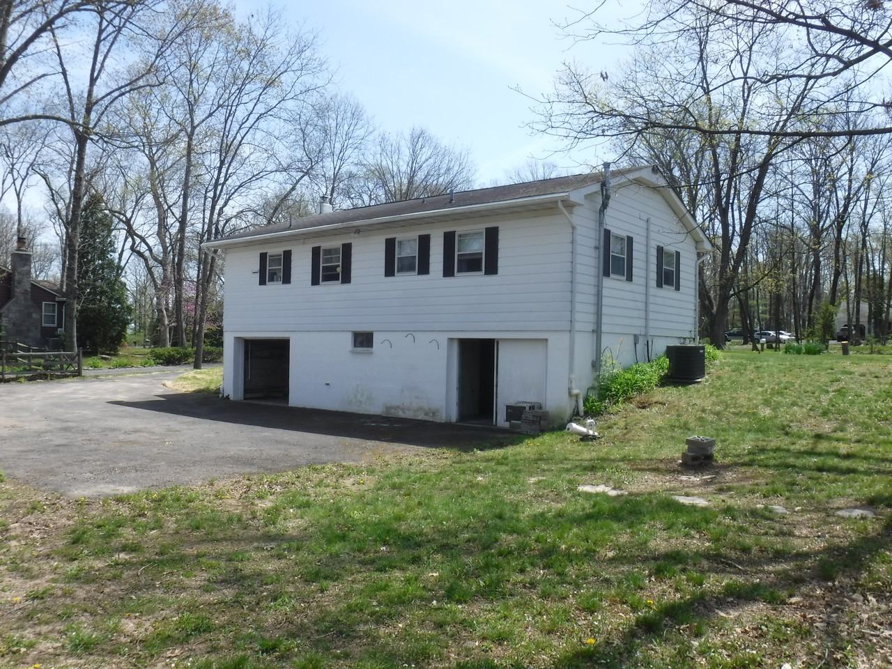 26 Annawanda Rd - Photo 2 of 30