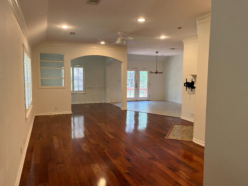 112 Huelo Ct - Photo 2 of 15