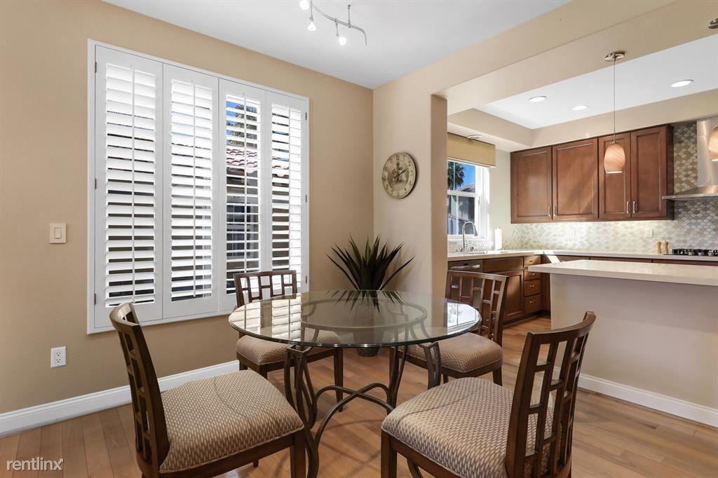 80283 Via Tesoro - Photo 3 of 10