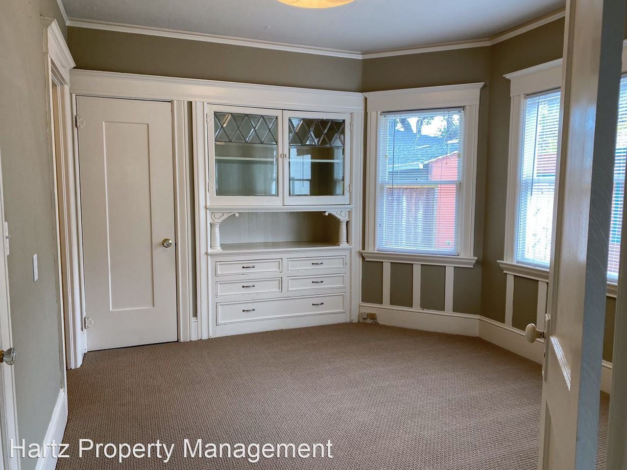 63 Echo Ave - Photo 2 of 12