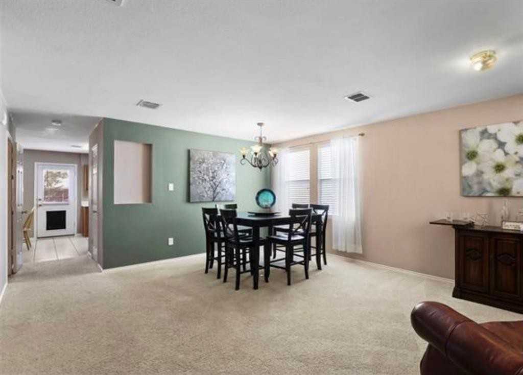 12916 Pearson Dr - Photo 3 of 5