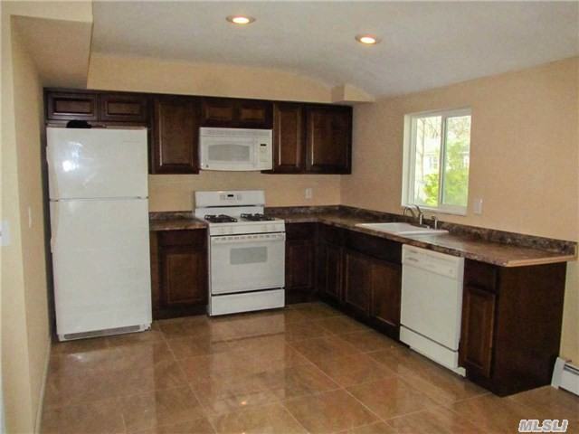 1453 Claas Ave - Photo 2 of 10