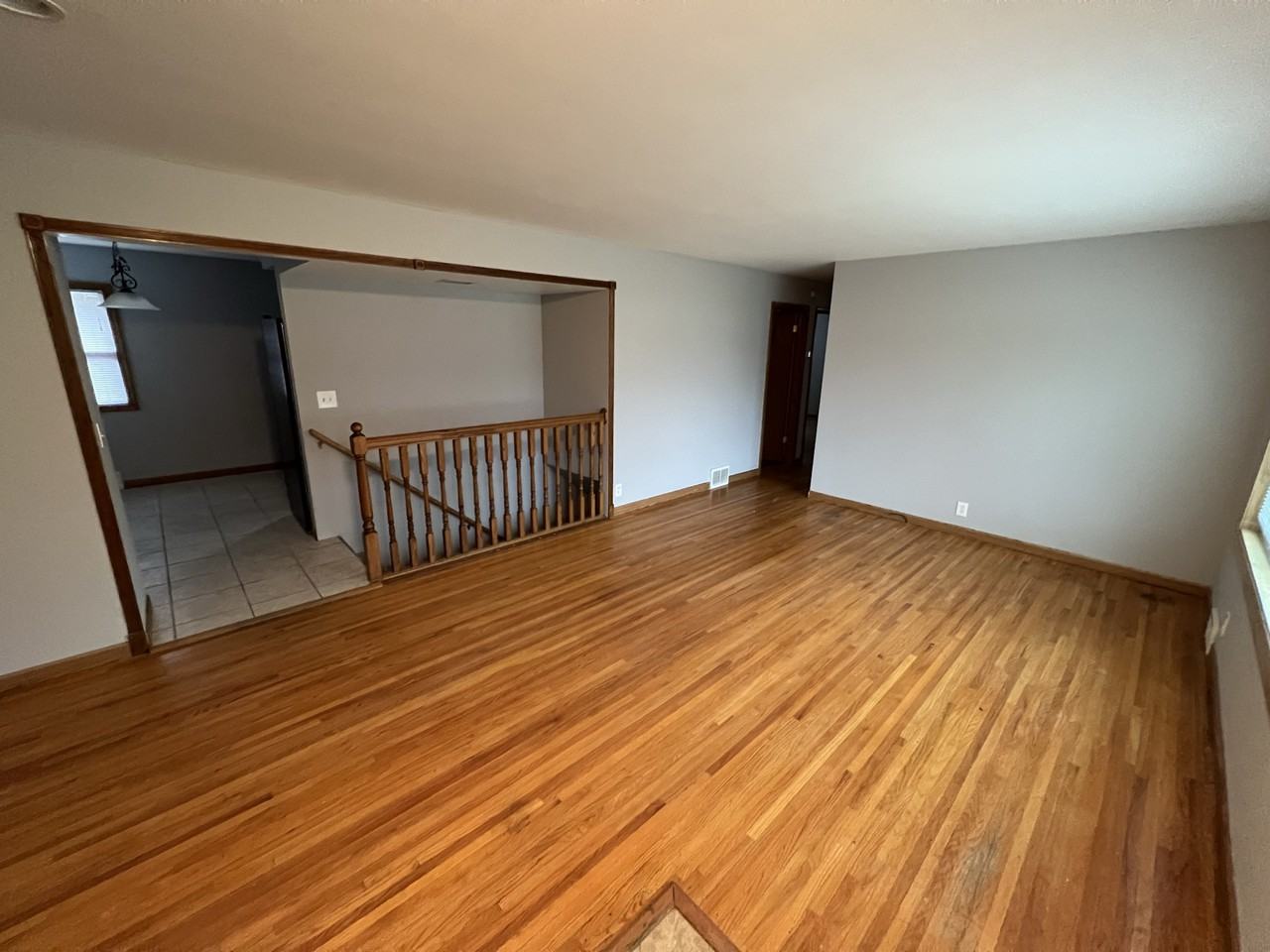 7637 53rd Ave N - Photo 3 of 10