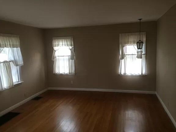 7771 Cheviot Rd - Photo 3 of 10