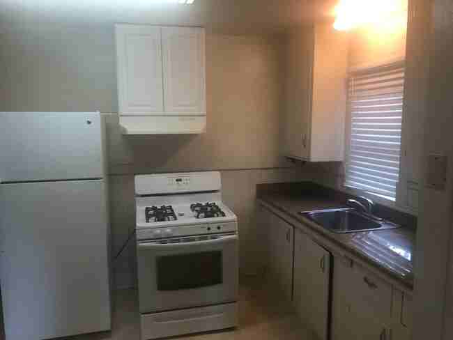 1292 A St - Photo 3 of 10