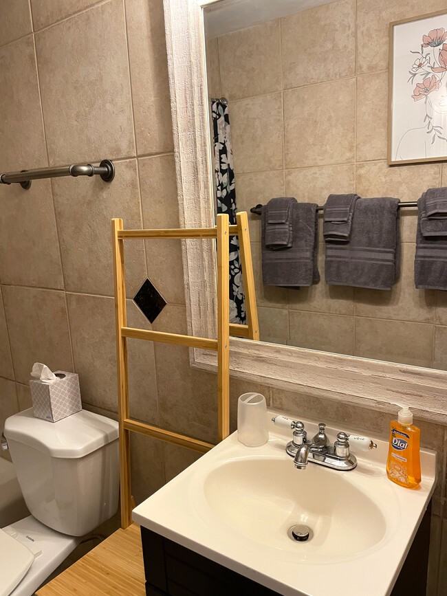 465 8th St N - Photo 3 of 26