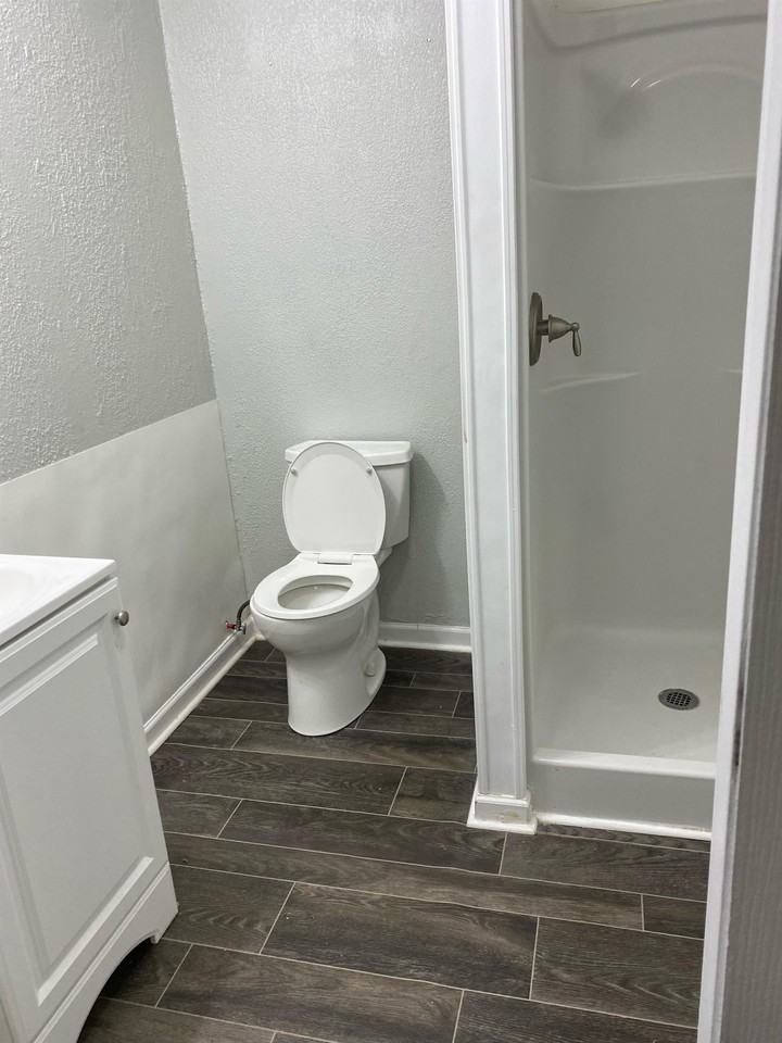 1524 Cathy St #1 - Photo 2 of 10