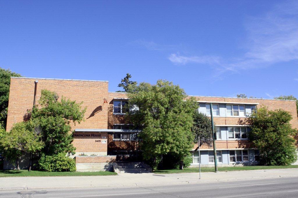 Strathcona House Apartments 2425 Portage Ave, Winnipeg, MB R3J 0N2