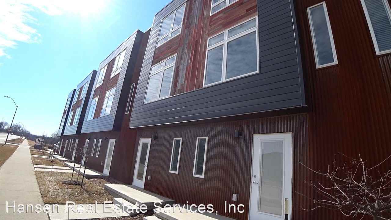 708 SE 6th Street - Photo 3 of 22