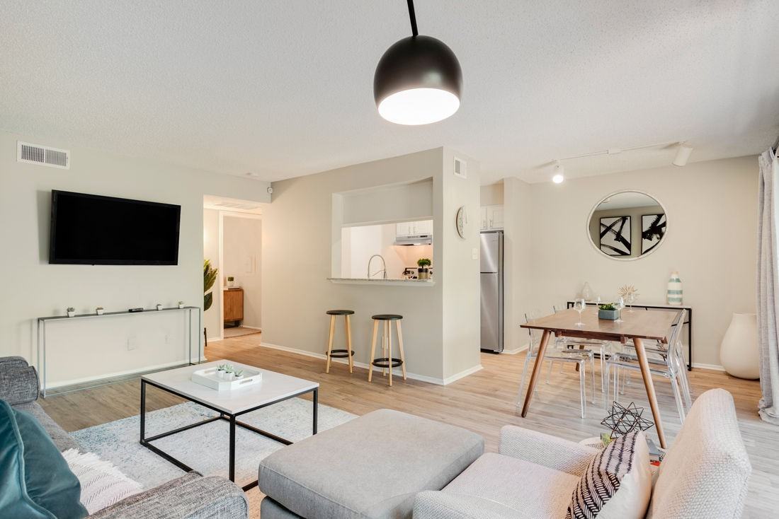 Landmark at Barton Creek - Photo 5 of 21