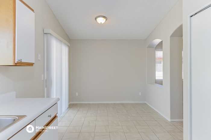 8886 E Citrus Tree Dr - Photo 3 of 16