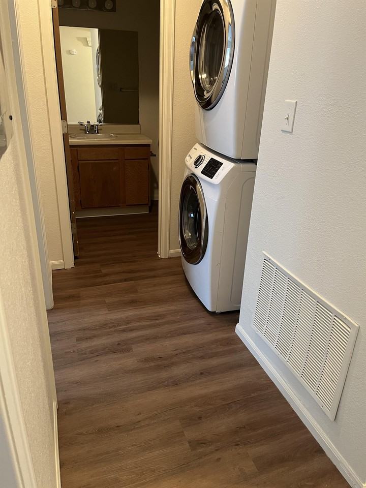 3625 Centennial Cir #2 - Photo 6 of 12