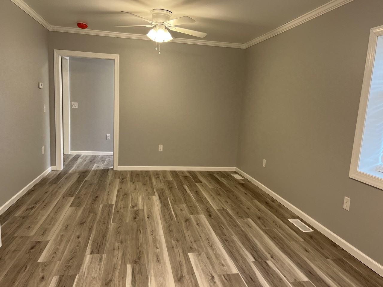 324 Front Street #D - Photo 3 of 9