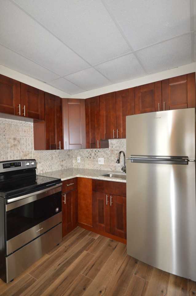 7201 Edmund St #1A - Photo 3 of 8