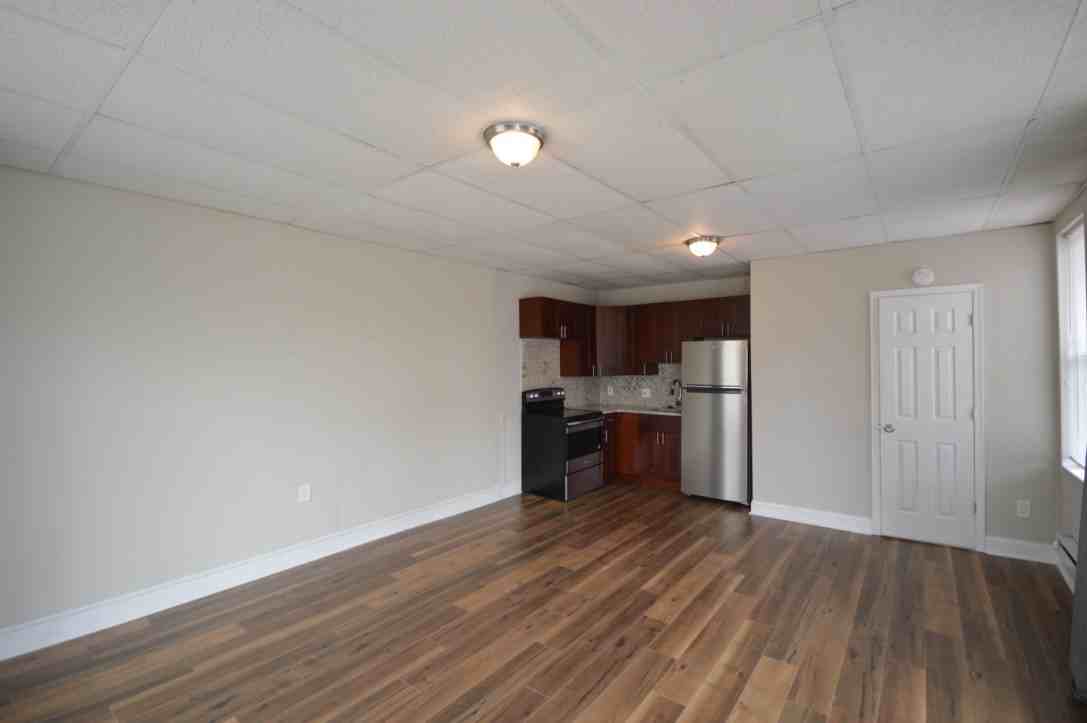 7201 Edmund St #1A - Photo 4 of 8