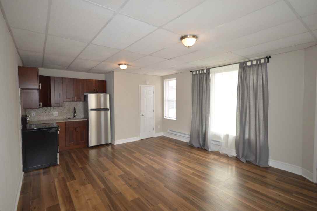 7201 Edmund St #1A - Photo 5 of 8