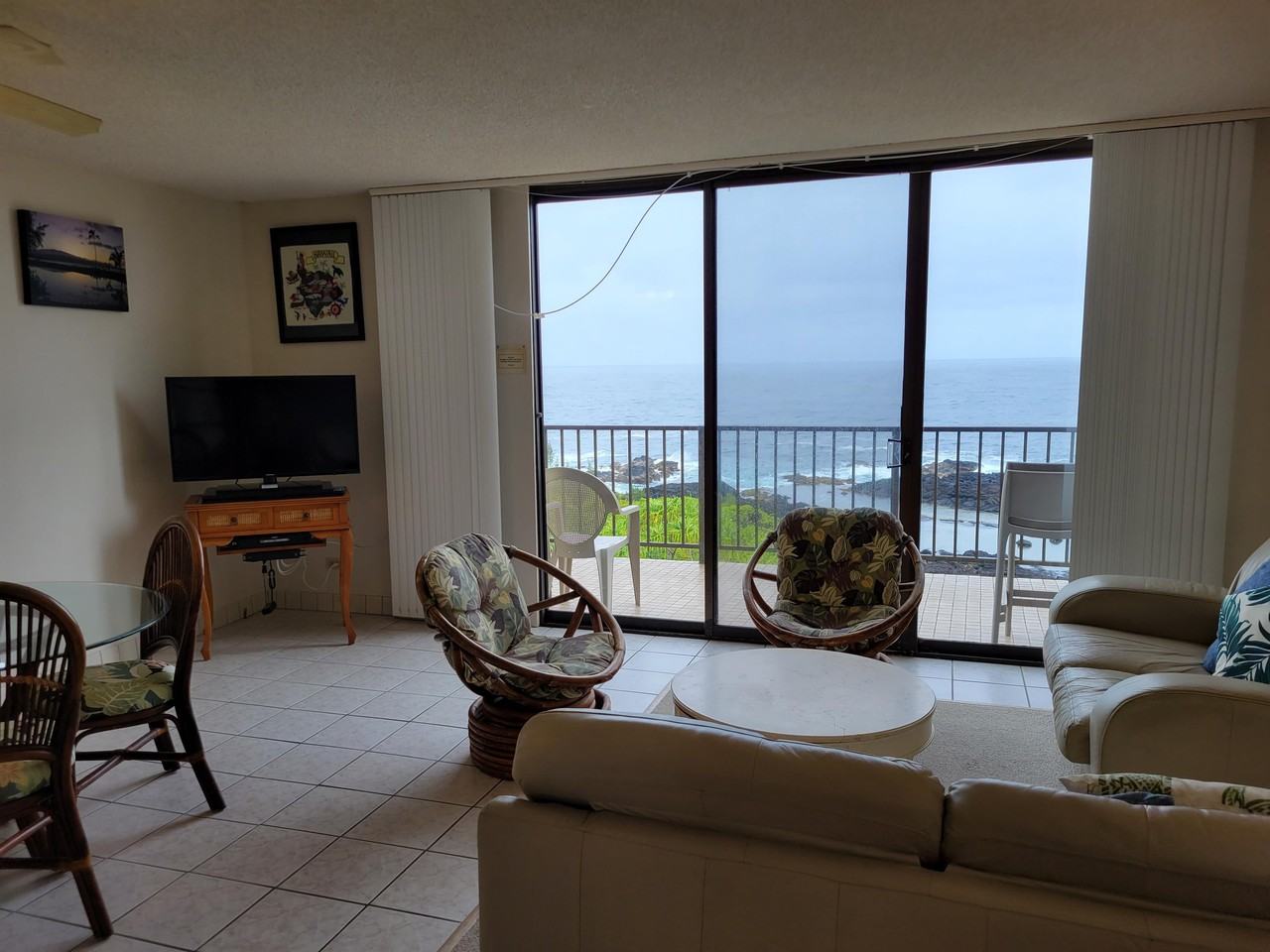 2405 Kalanianaole St #1 - Photo 3 of 28