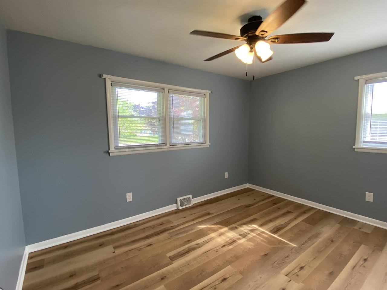 1338 W Vine St #1 - Photo 5 of 9