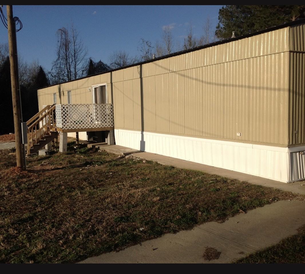 5691 Russell Topton Rd - Photo 2 of 8