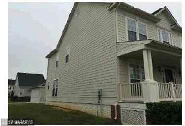 1114 Anderson St #1 - Photo 3 of 11