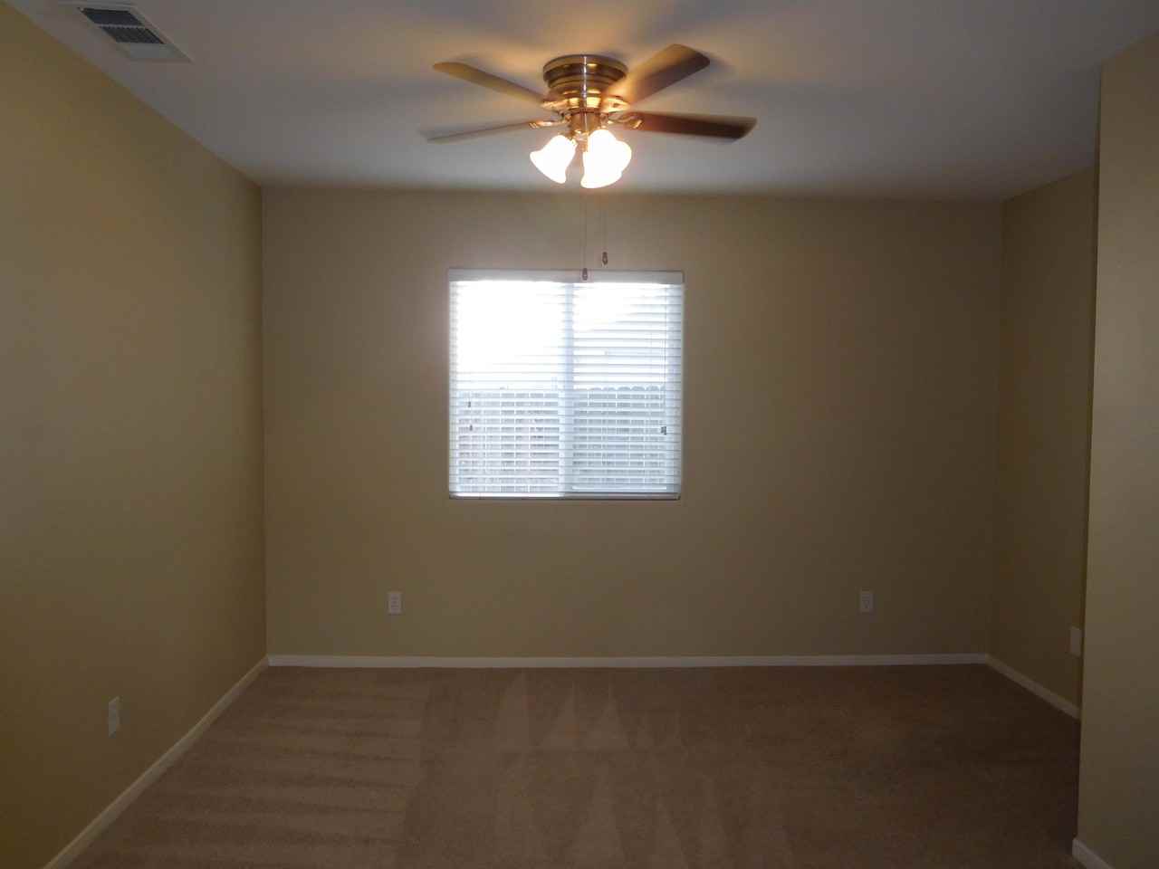 3232 West Flagstaff Avenue #1 - Photo 4 of 16