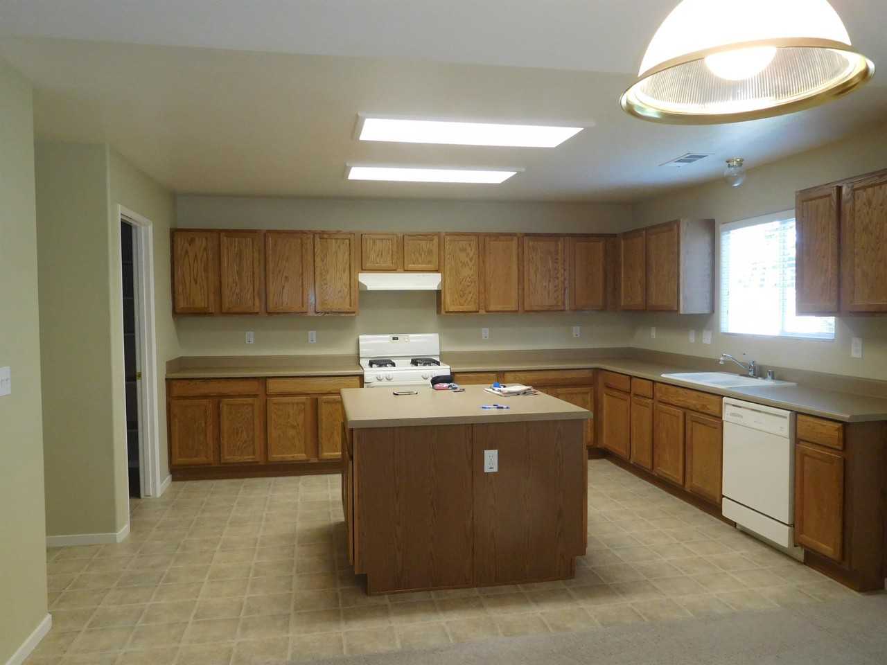 3232 West Flagstaff Avenue #1 - Photo 7 of 16