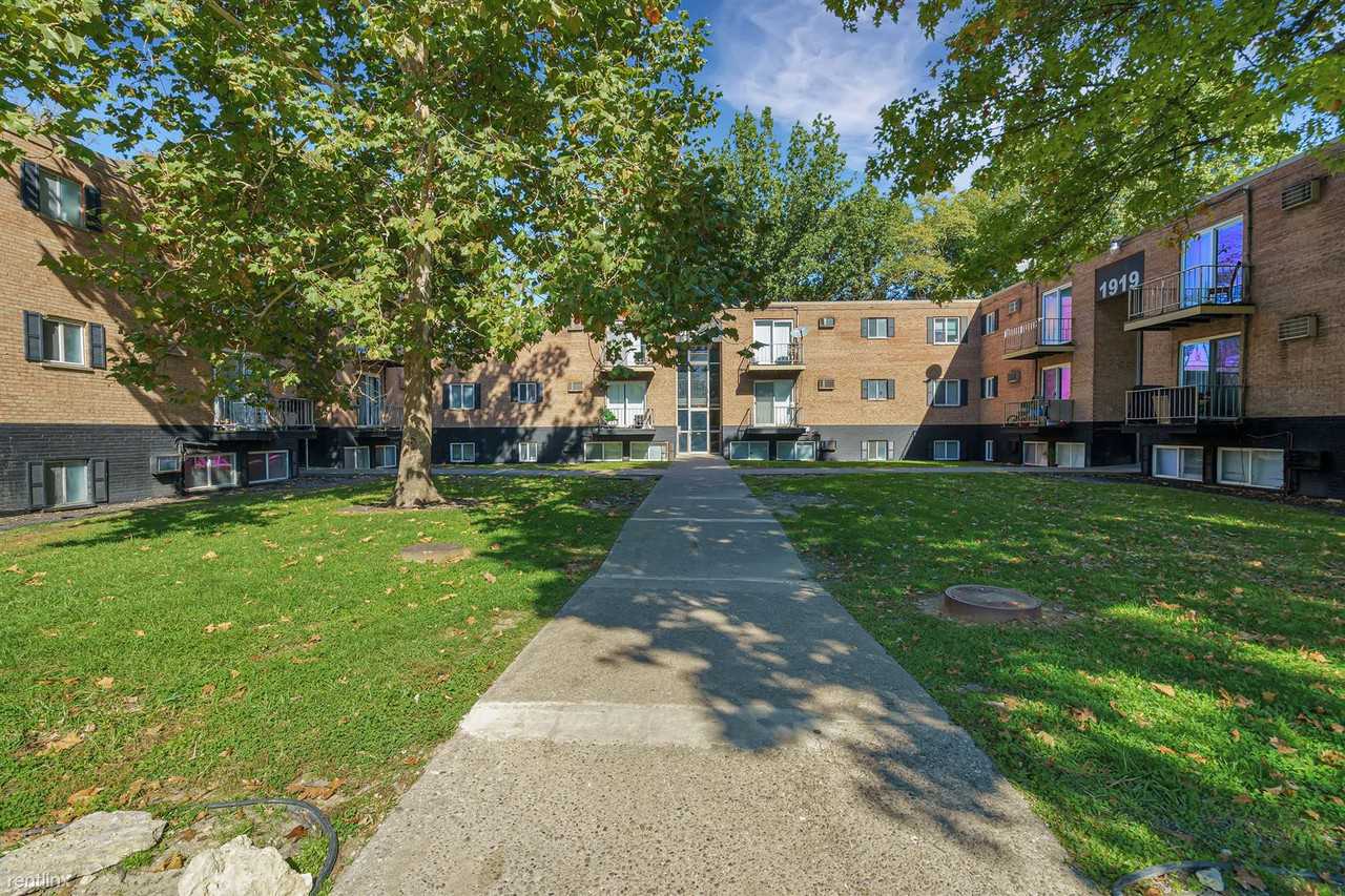 Wyoming Crossing Apartments 1905 Wyoming Ave, Cincinnati, OH 45205