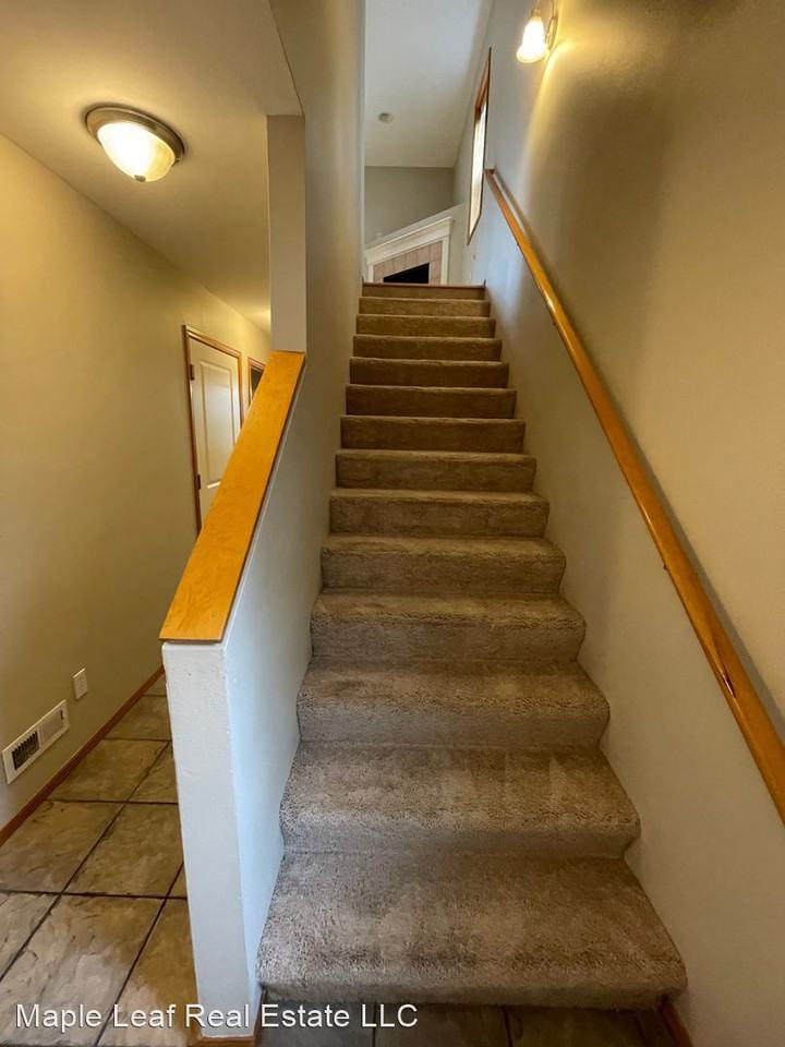 1623 S Weller St #A - Photo 3 of 43